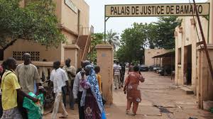 Mali / question de droit : le dol, le législateur explique.